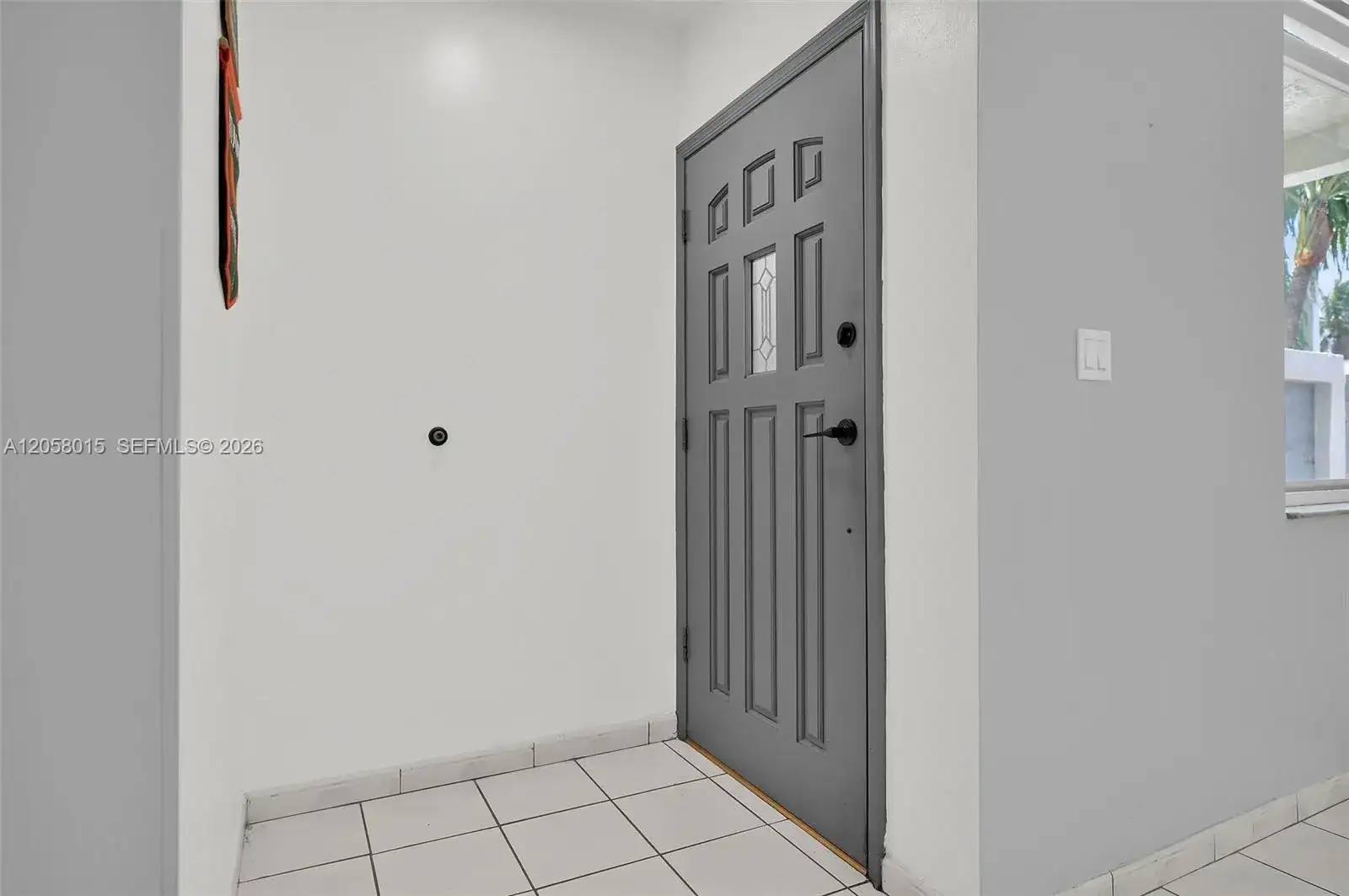 9177 Fontainebleau Blvd # 3, Miami FL 33172 photo 2