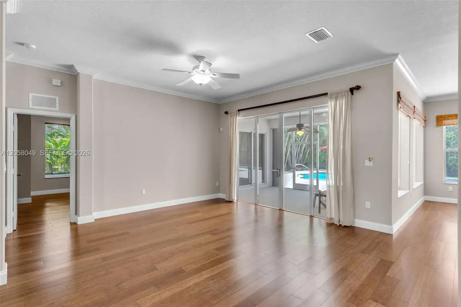 3140 Fairways Dr, Homestead FL 33035 photo 3