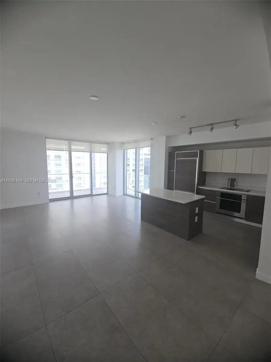 1100 S Miami Ave # 2001, Miami FL 33130 photo 3