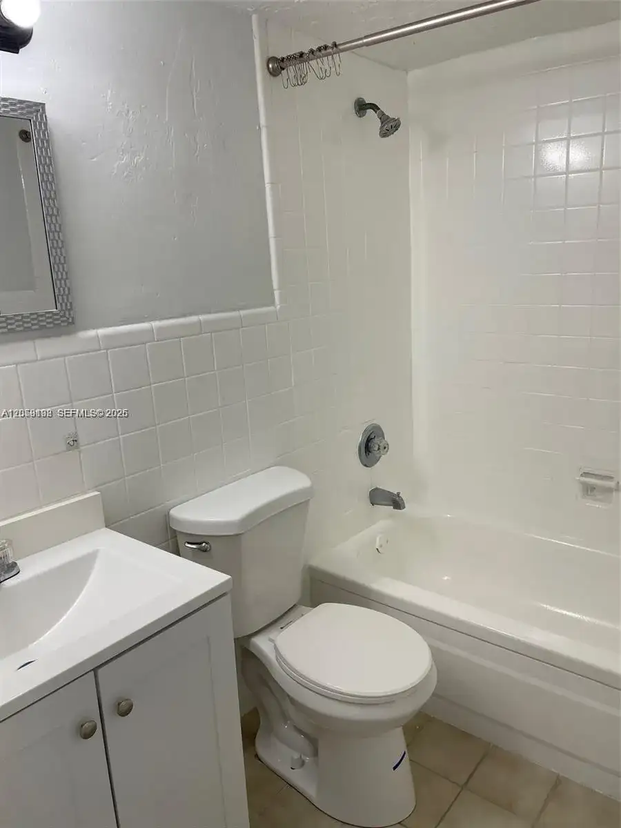 7921 West Dr # 7, North Bay Village FL 33141 photo 5