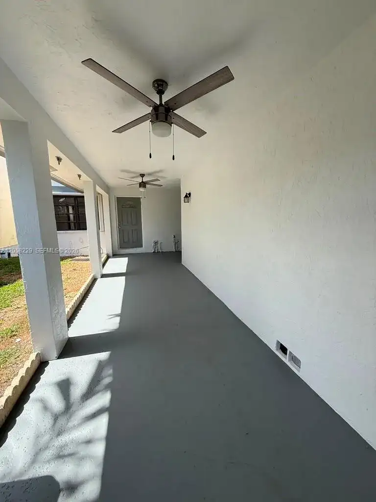 14720 SW 106th Ter, Miami FL 33196 photo 2