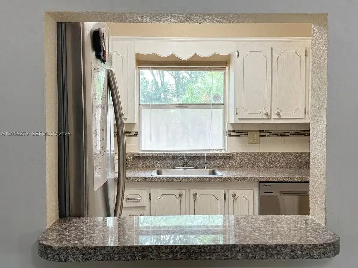 9801 Sunrise Lakes Blvd # 203, Sunrise FL 33322 photo 5