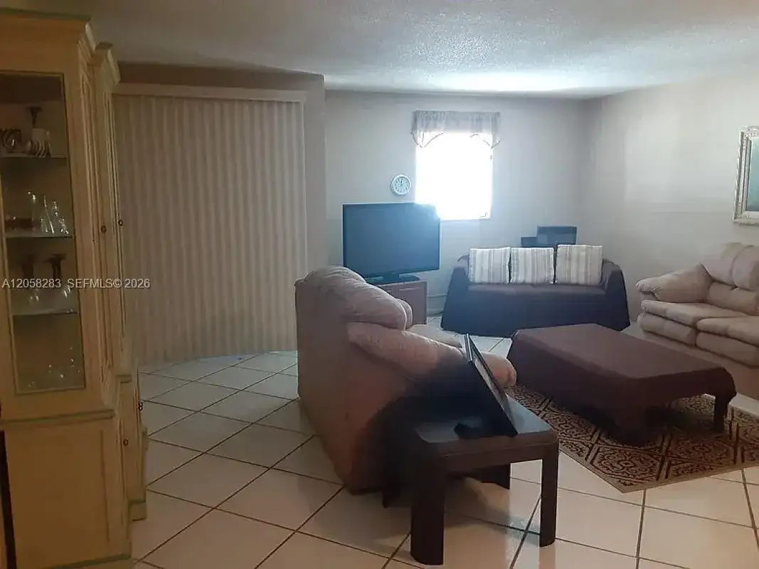 2061 NW 47th Ter # P4, Lauderhill FL 33313 photo 3