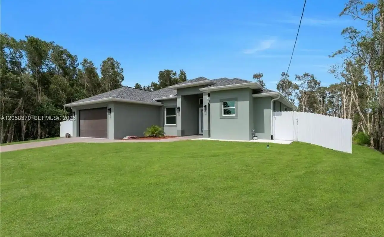 4205 NORA, Lehigh Acres FL 33976 photo 3
