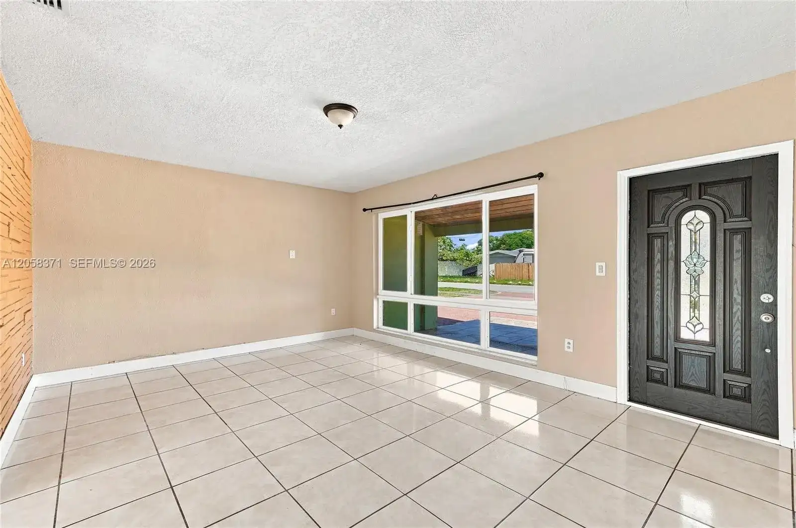2220 De Soto Dr, Miramar FL 33023 photo 5