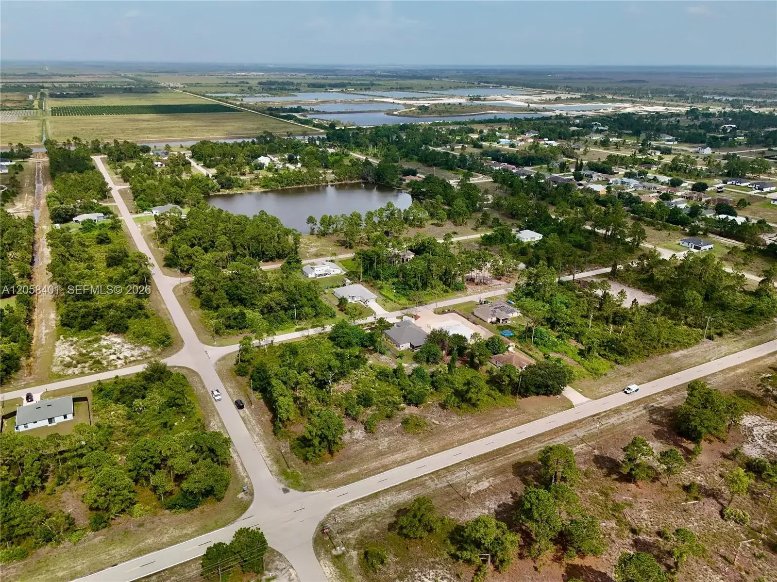 1041 COLUMBUS BLVD, Lehigh Acres FL 33974 photo 3
