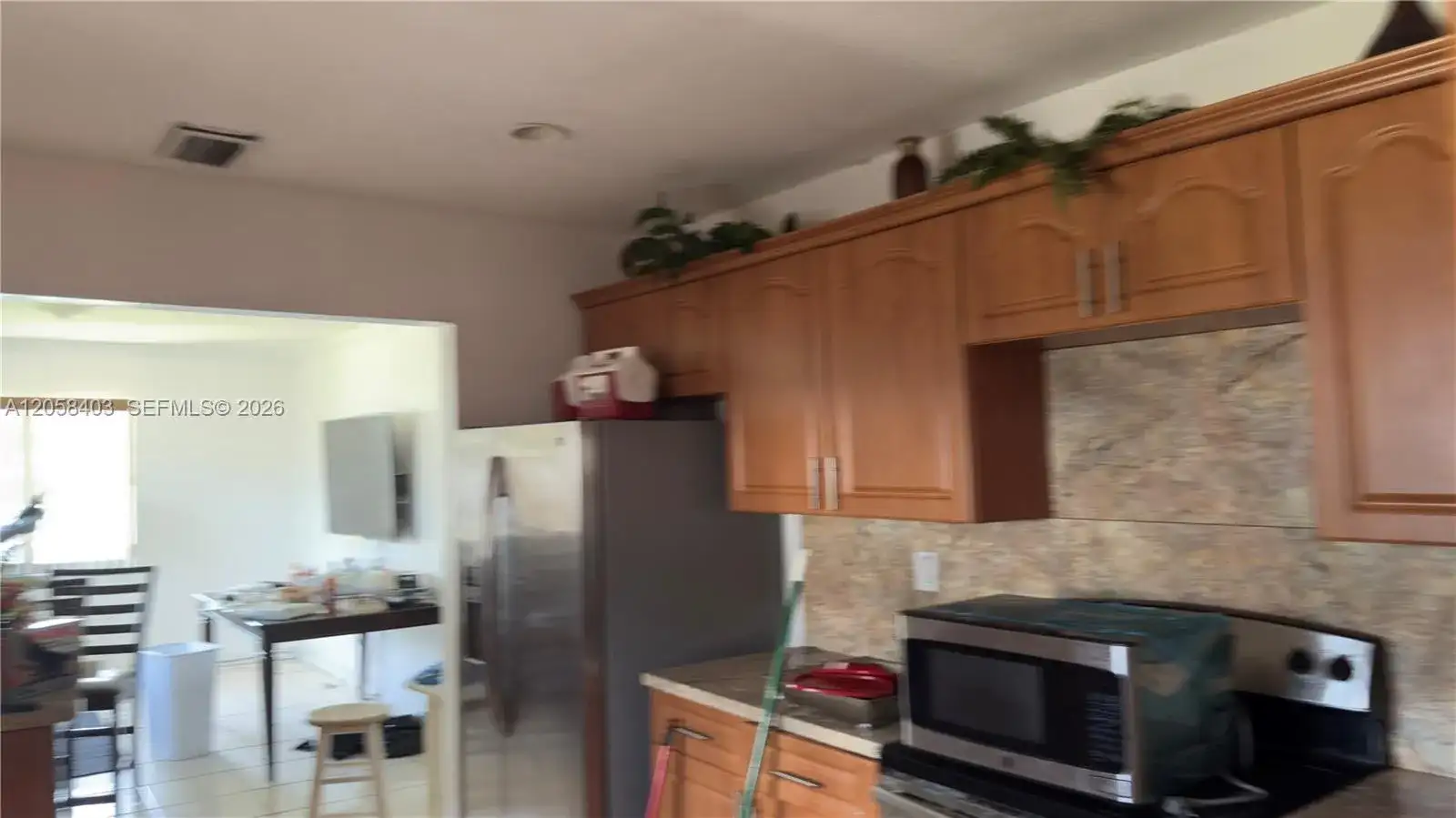 669 W 23rd St, Hialeah FL 33010 photo 3