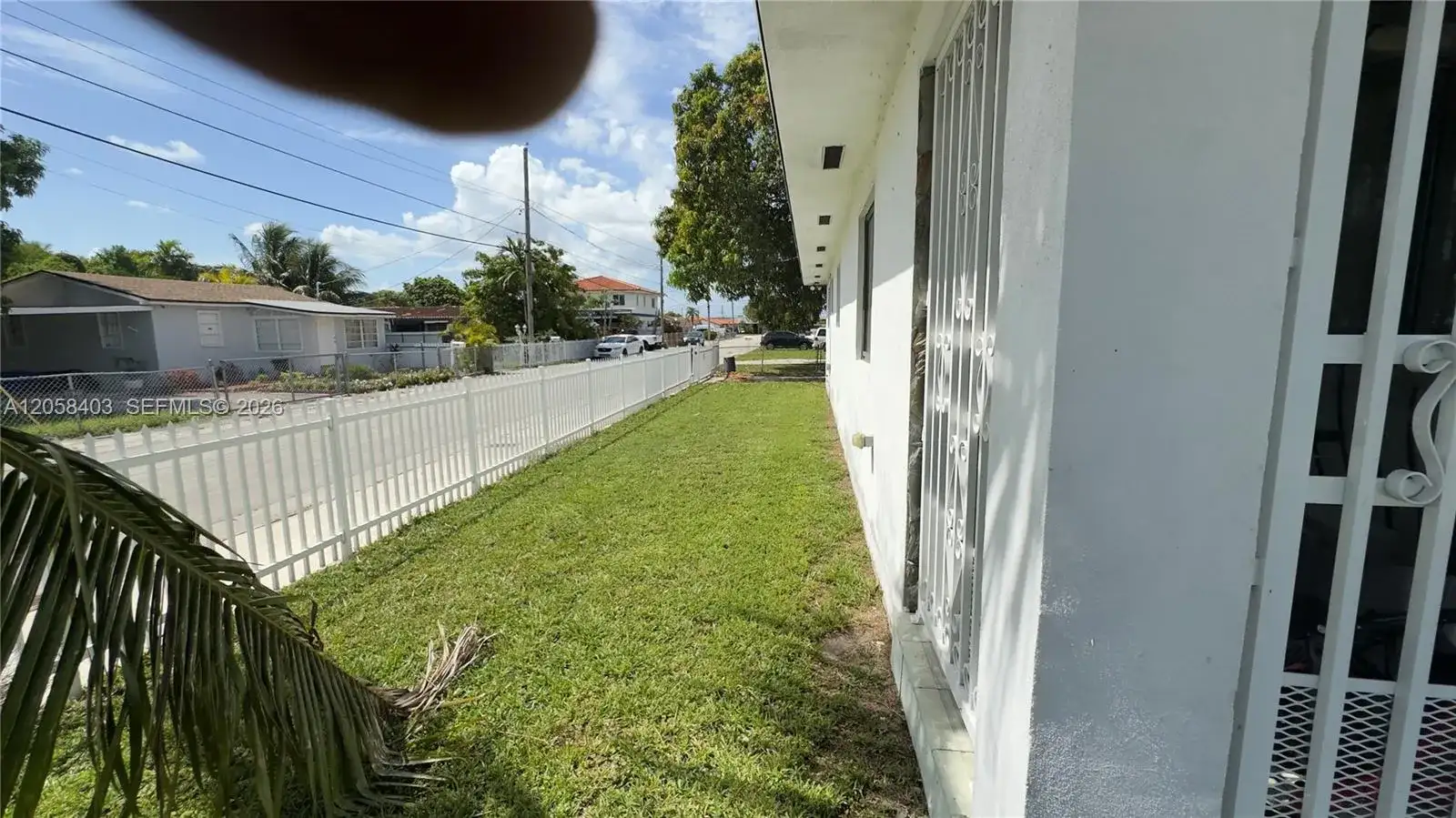 669 W 23rd St, Hialeah FL 33010 photo 5