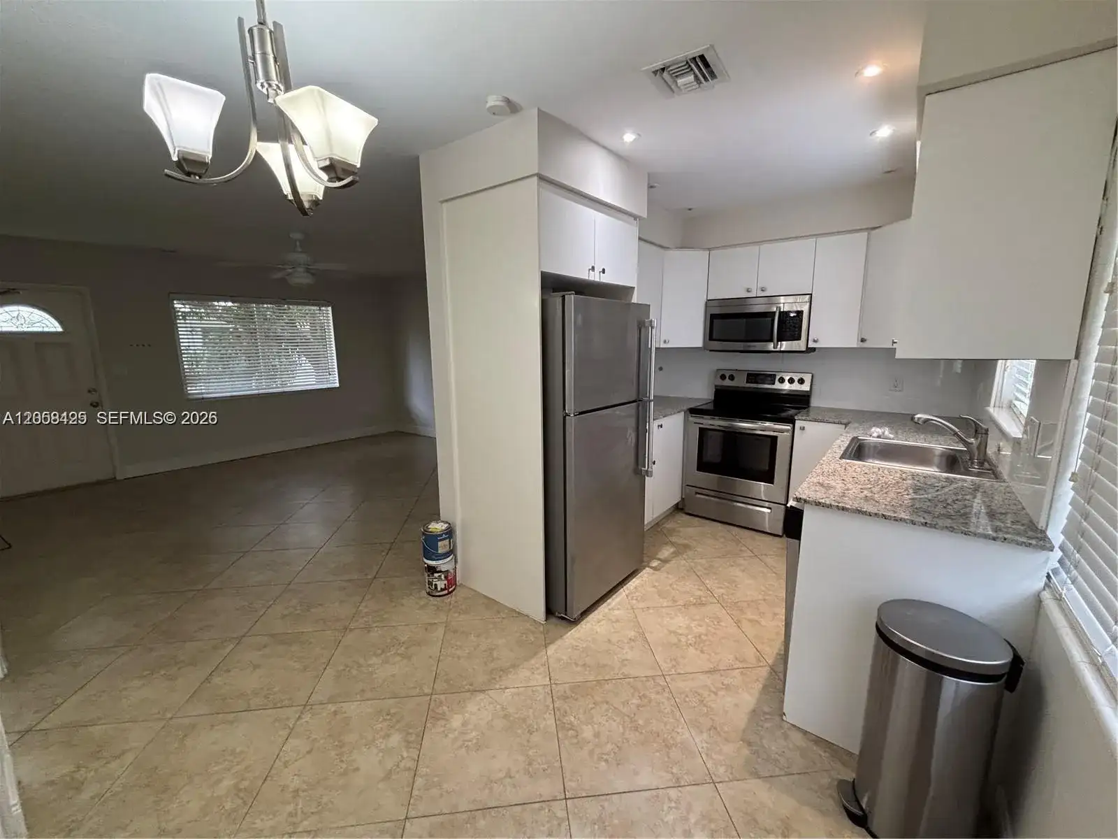 1061 NE 34th # 3, Oakland Park FL 33334 photo 4