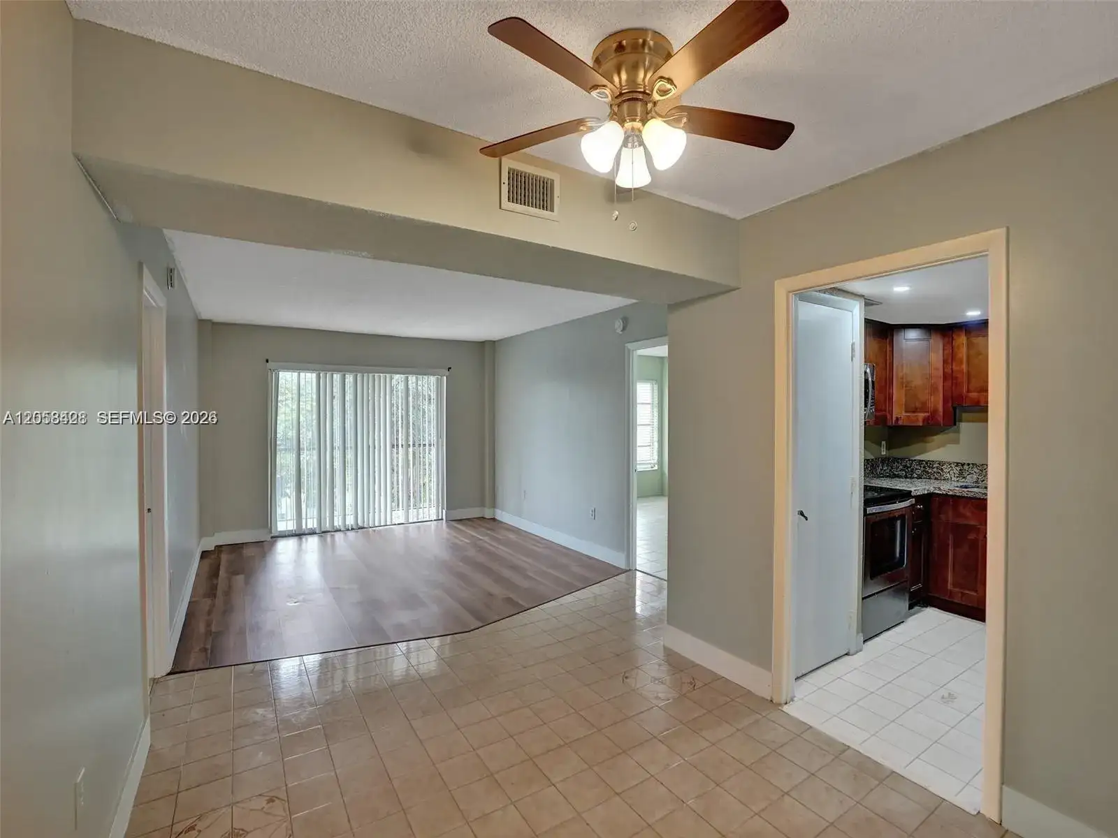4166 Inverrary Dr # 403, Lauderhill FL 33319 photo 4