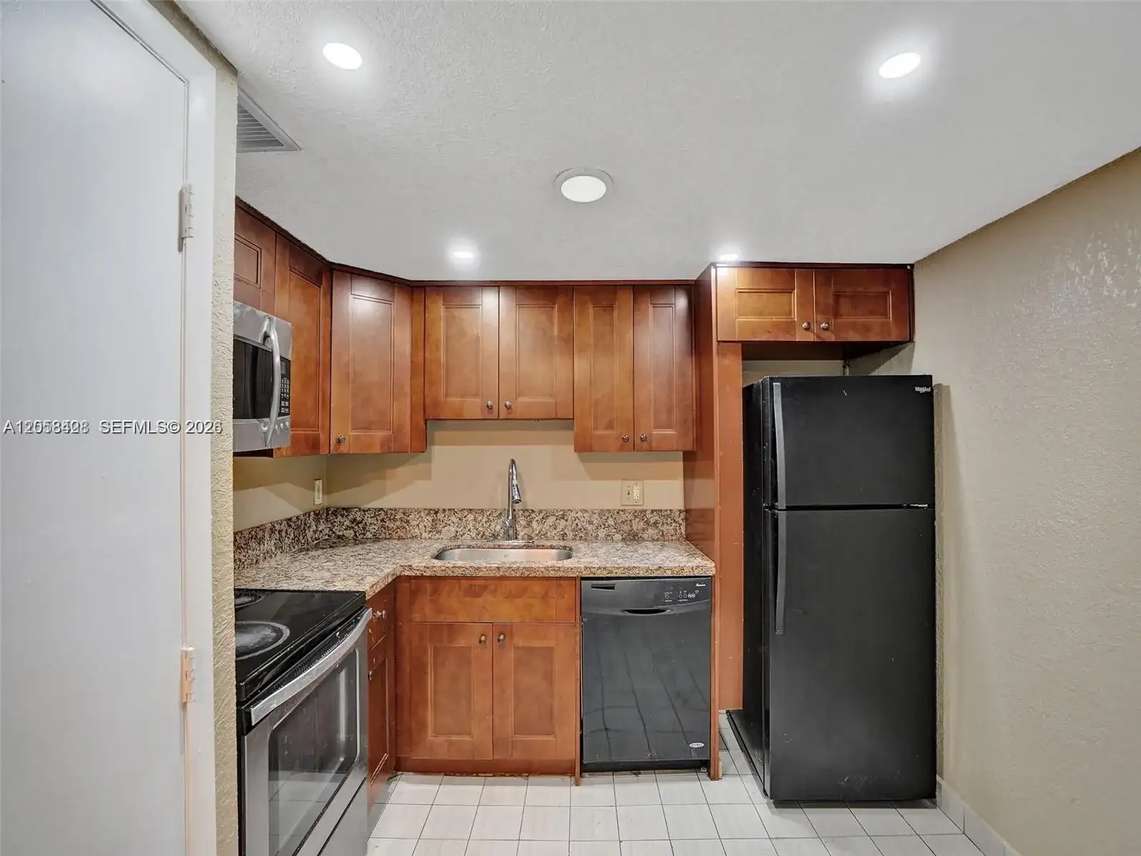 4166 Inverrary Dr # 403, Lauderhill FL 33319 photo 5