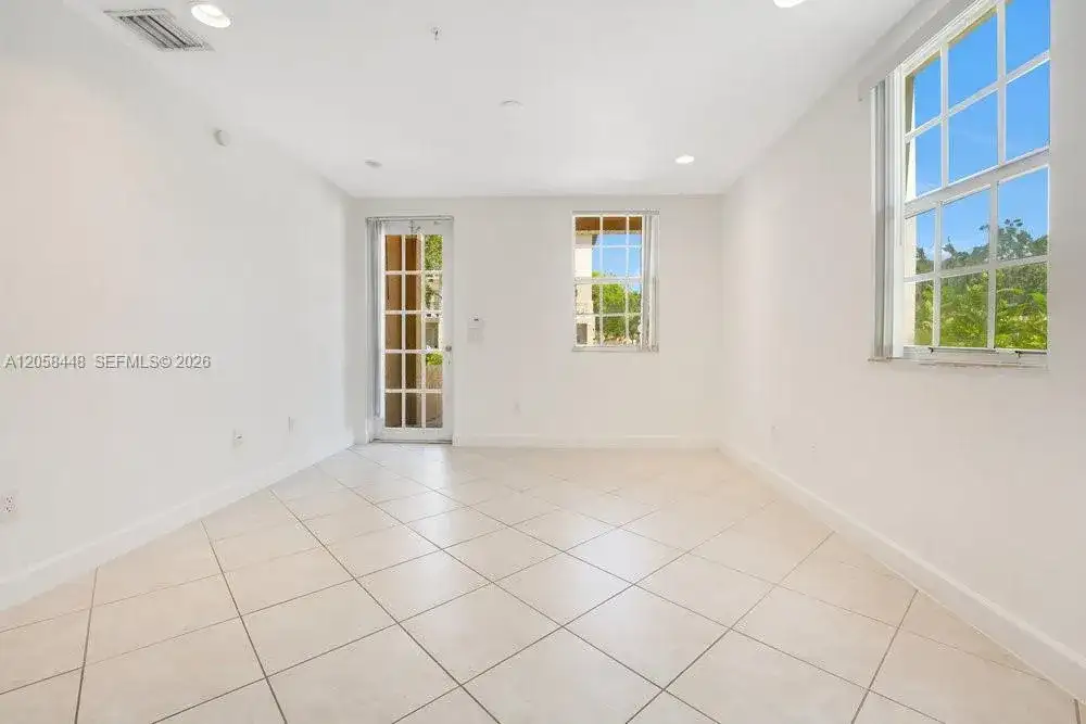 480 SW 147th Ave # 4616, Pembroke Pines FL 33027 photo 5