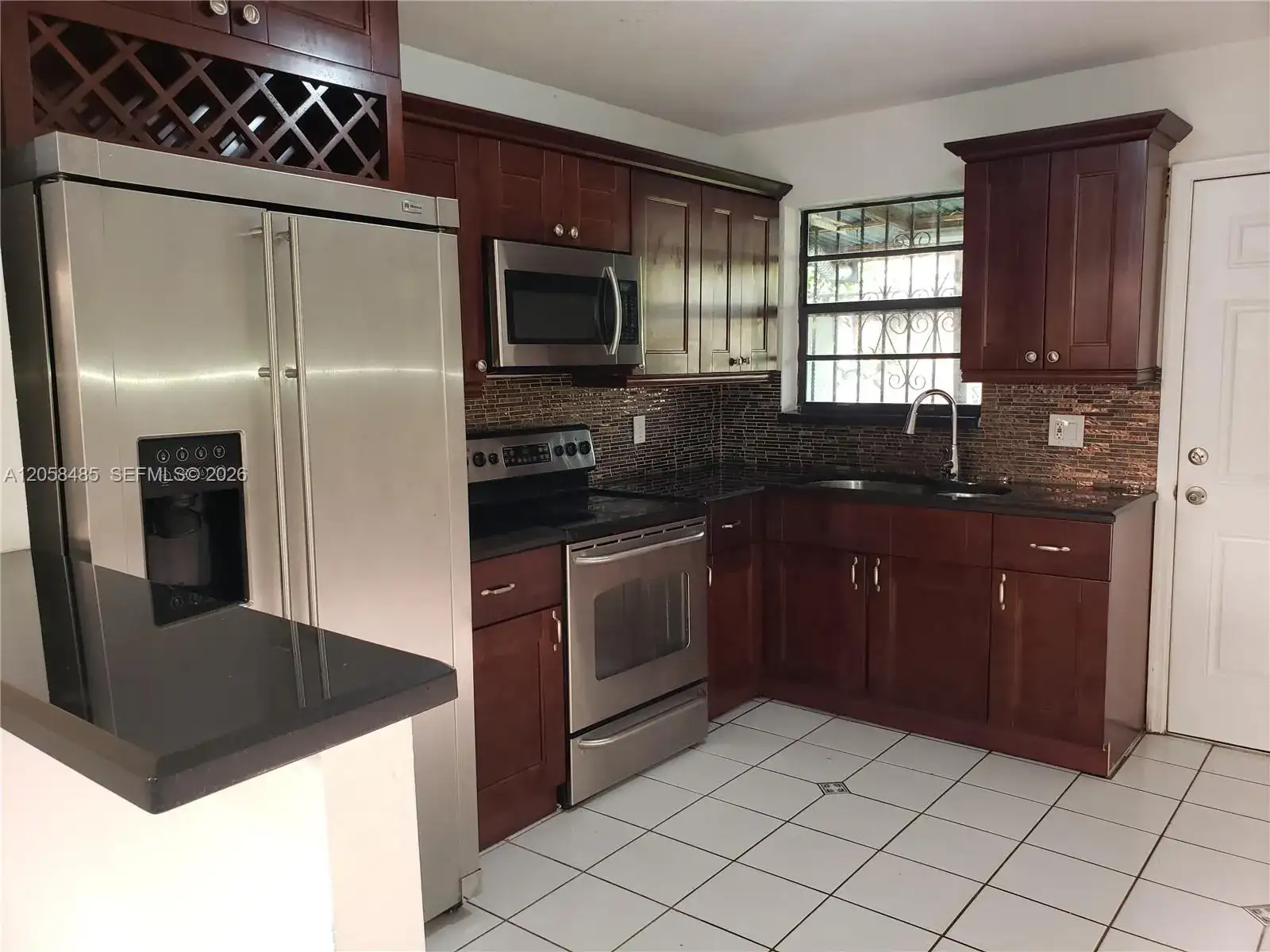 2998 NW 30th St # 2995, Miami FL 33142 photo 3