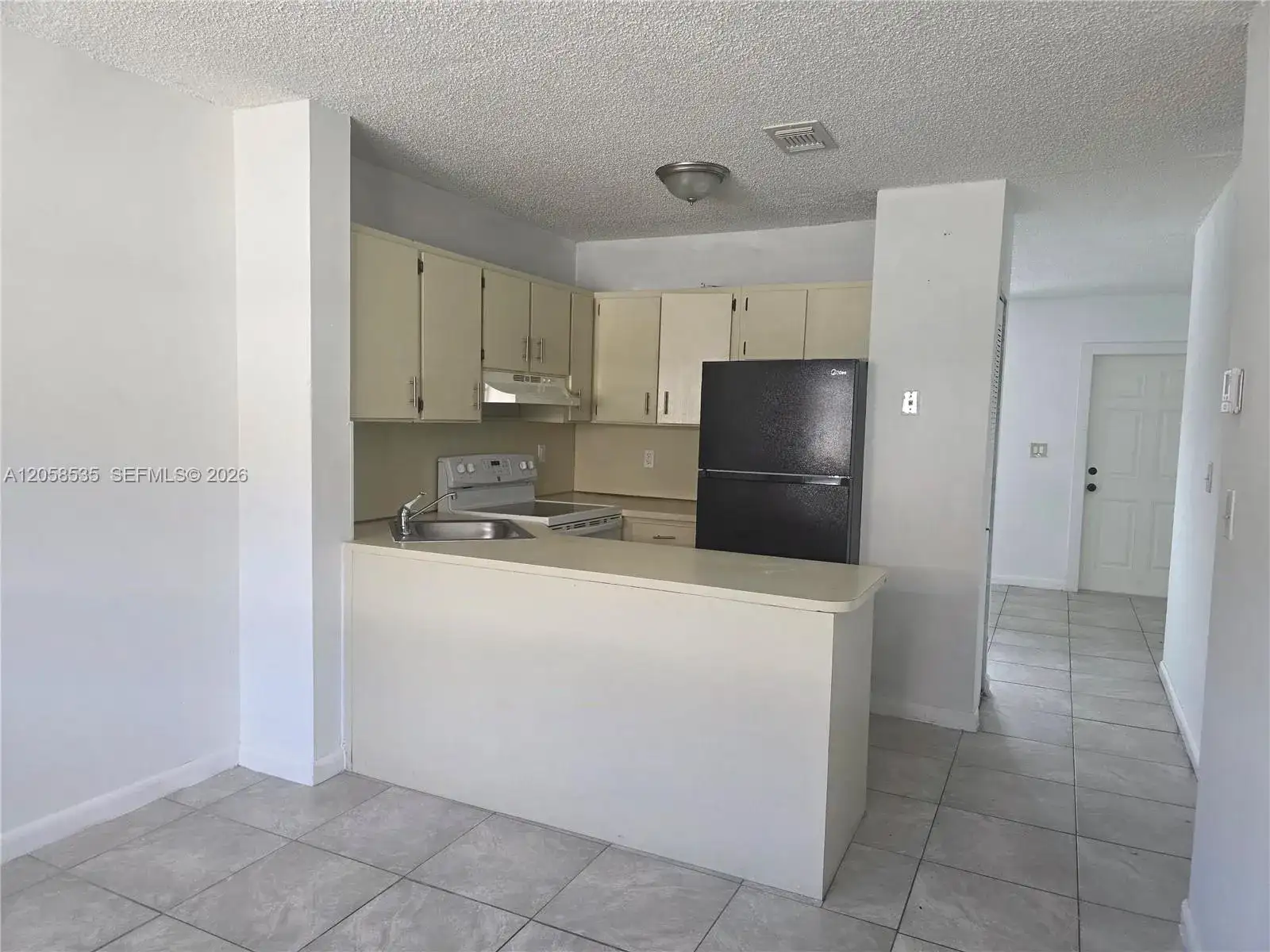 5525 W 24th Way # 11, Hialeah FL 33016 photo 3