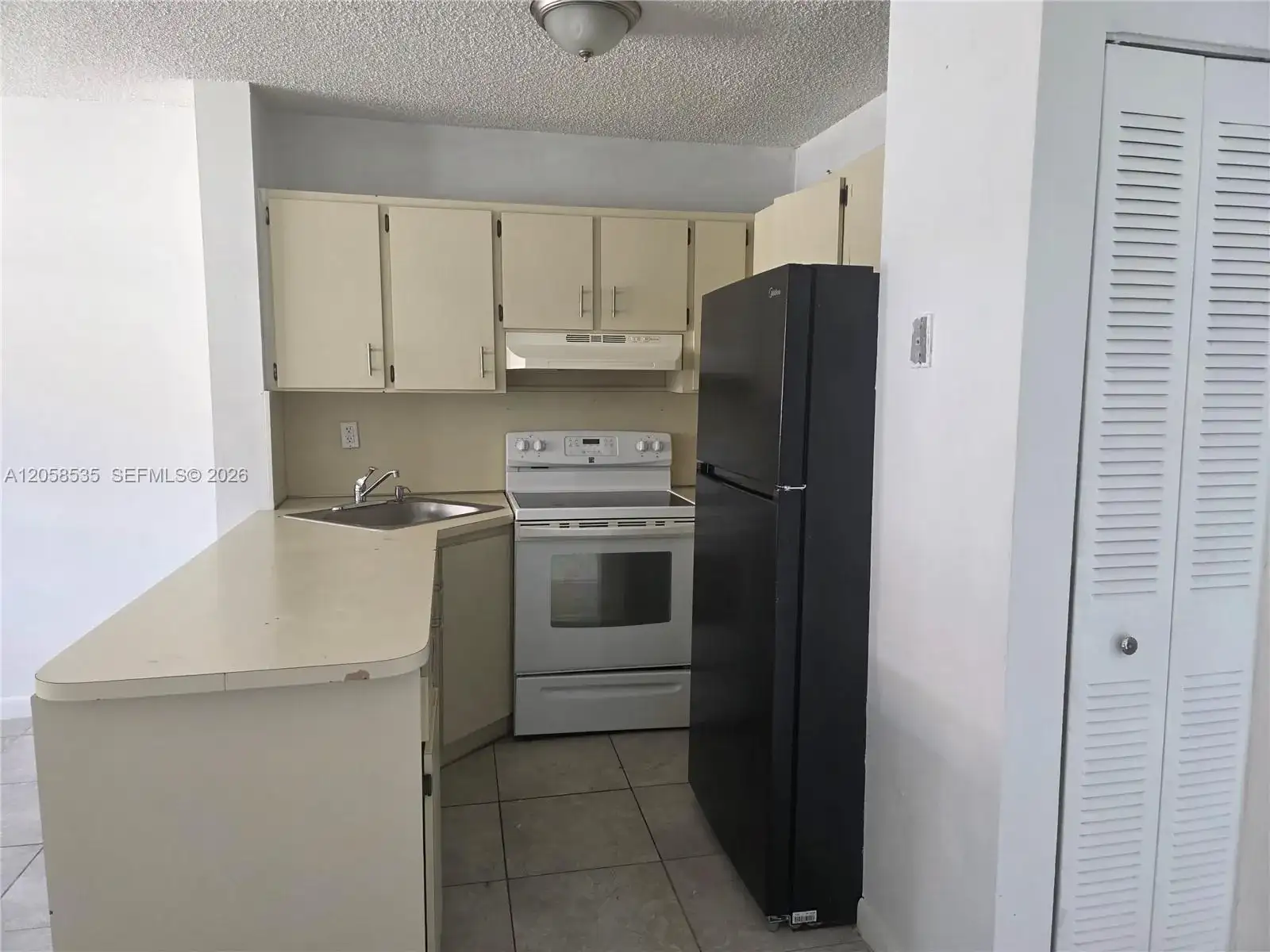 5525 W 24th Way # 11, Hialeah FL 33016 photo 4