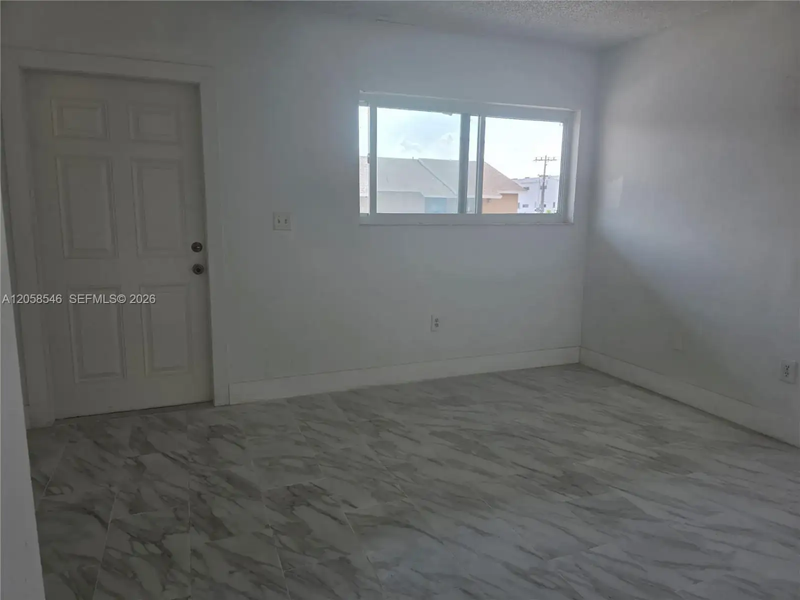 5525 W 24th Way # 12, Hialeah FL 33016 photo 3