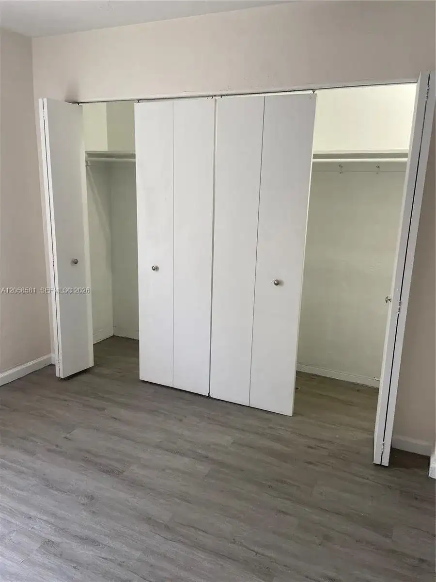 2349 NE 9th, Pompano Beach FL 33062 photo 5