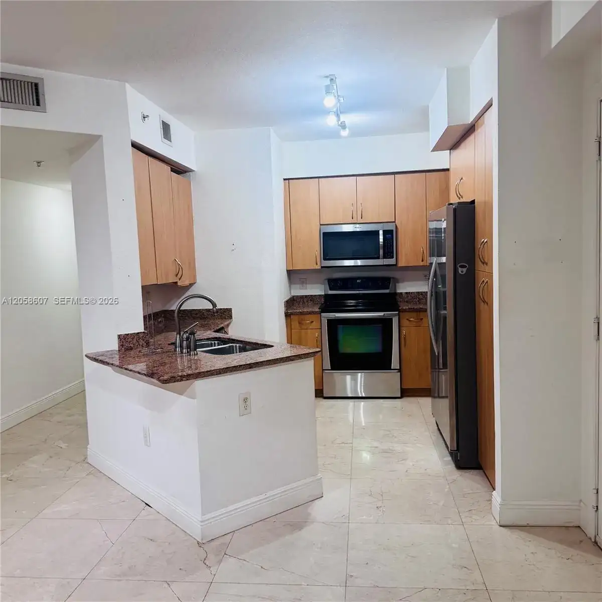 1830 Radius Dr # 217, Hollywood FL 33020 photo 2