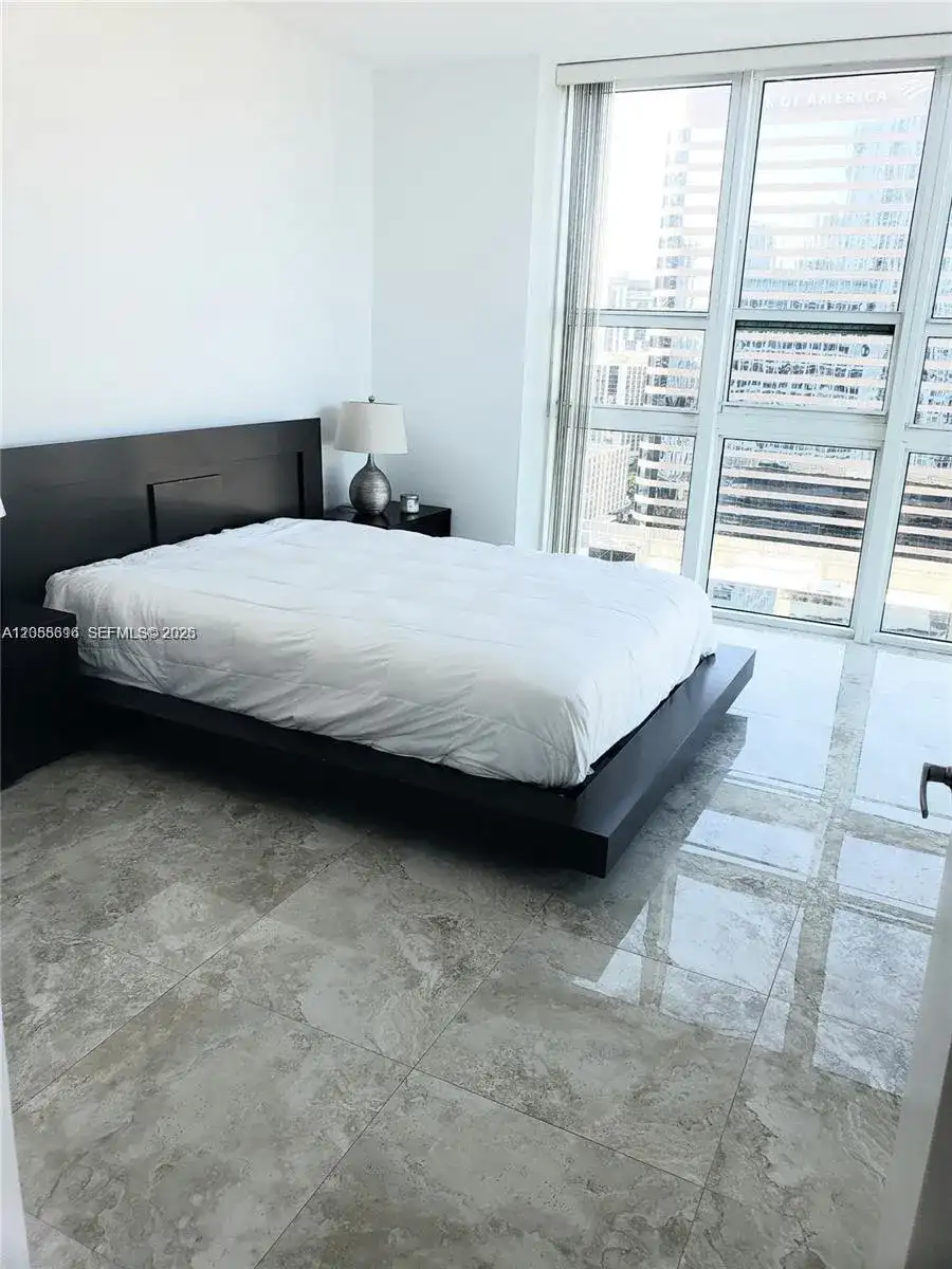 950 Brickell Bay Dr # 3010, Miami FL 33131 photo 5