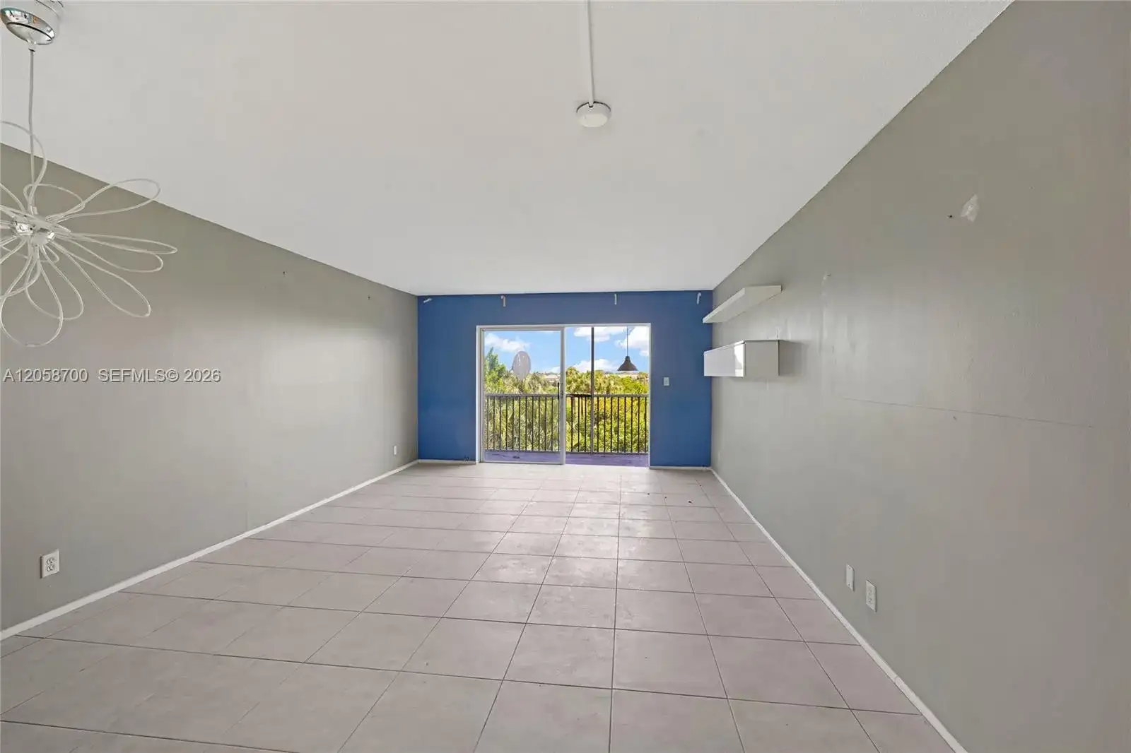 4800 Hillcrest Ln # 402, Hollywood FL 33021 photo 5