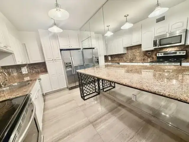 90 Edgewater Dr # 515, Coral Gables FL 33133 photo 5