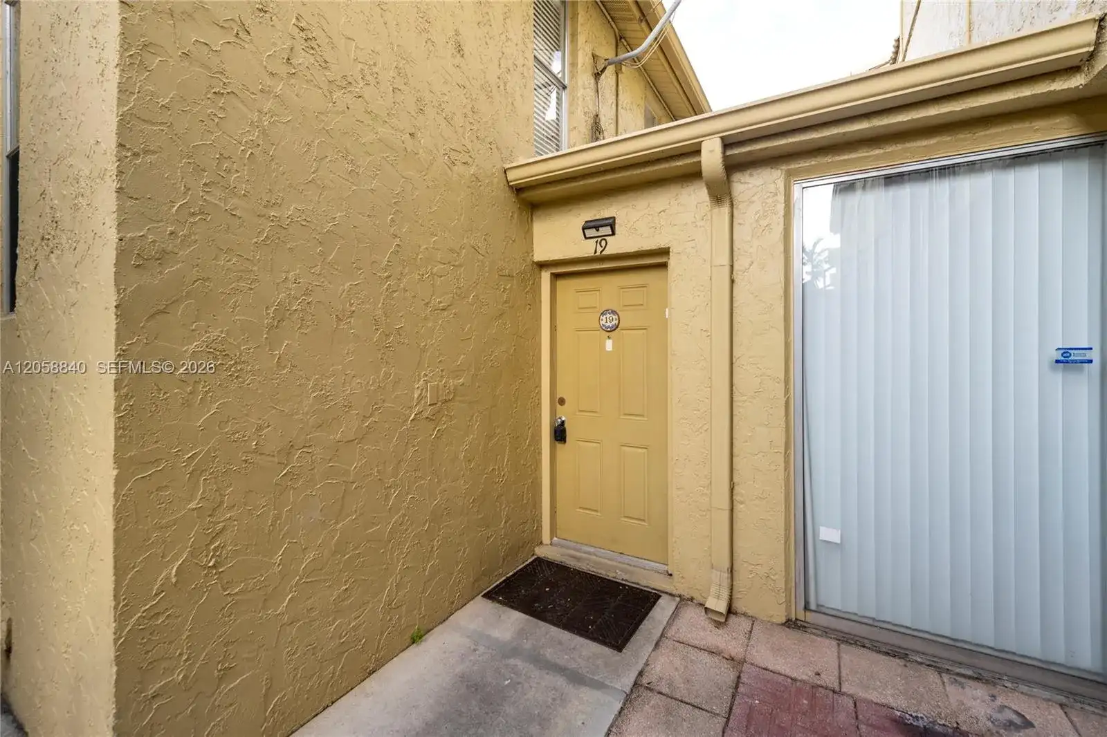 8401 W Sample Rd # 19, Coral Springs FL 33065 photo 2