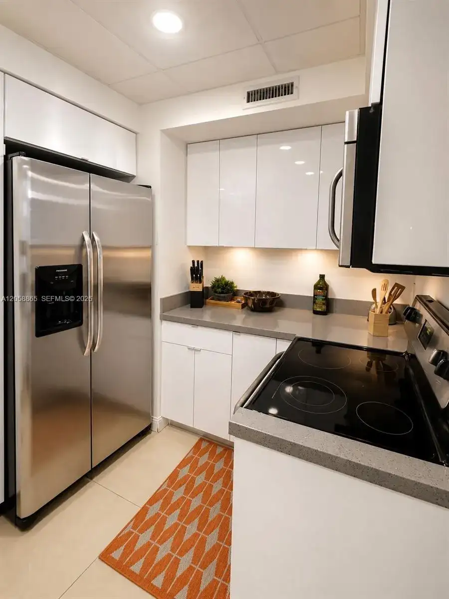 3505 S Ocean Dr # 411, Hollywood FL 33019 photo 2