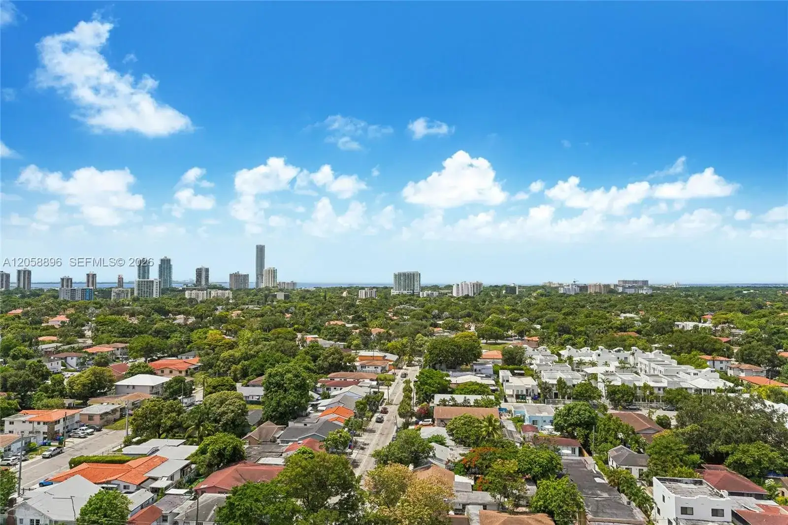 900 SW 8th St # 1609, Miami FL 33130 photo 3