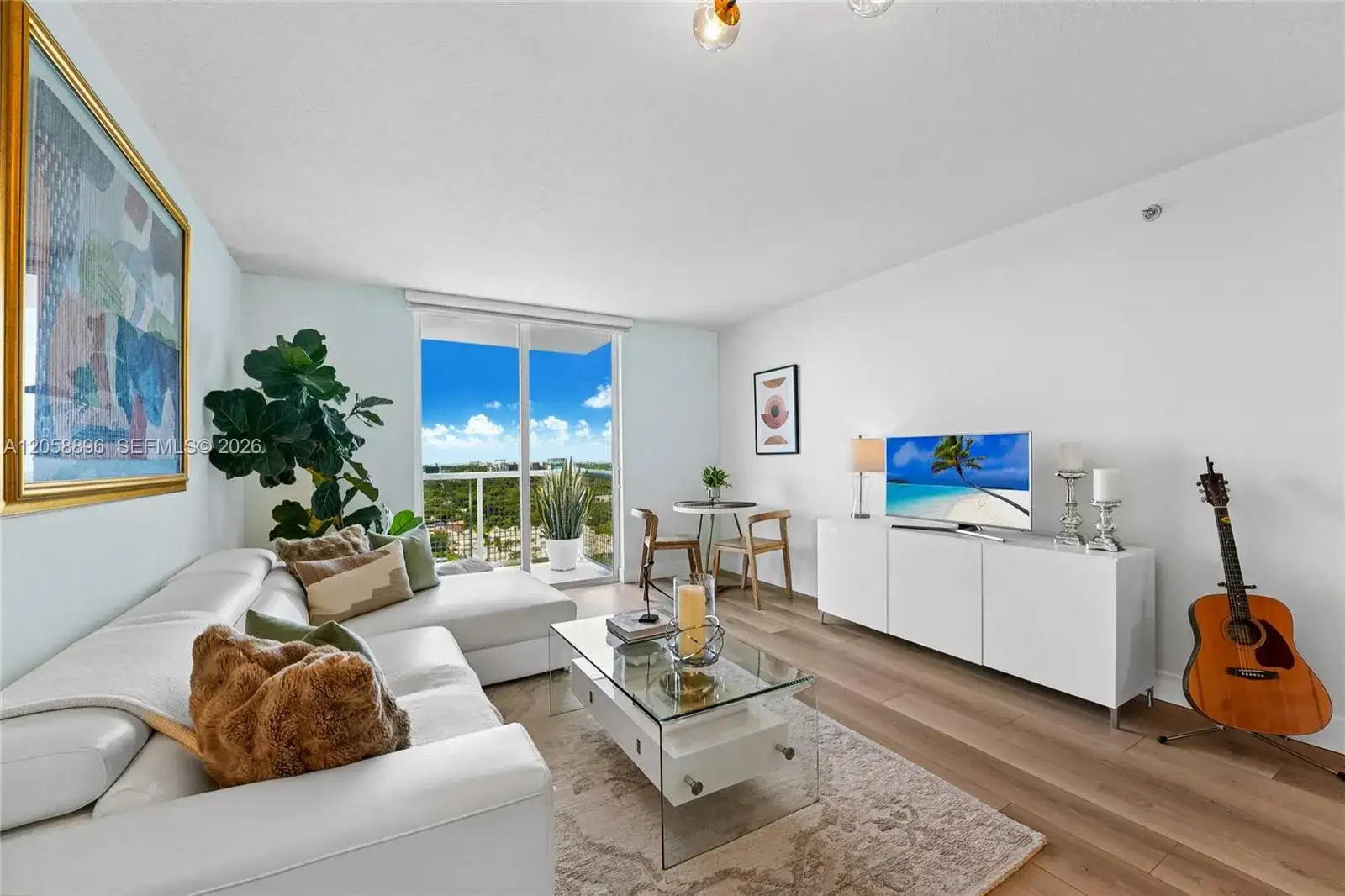 900 SW 8th St # 1609, Miami FL 33130 photo 4