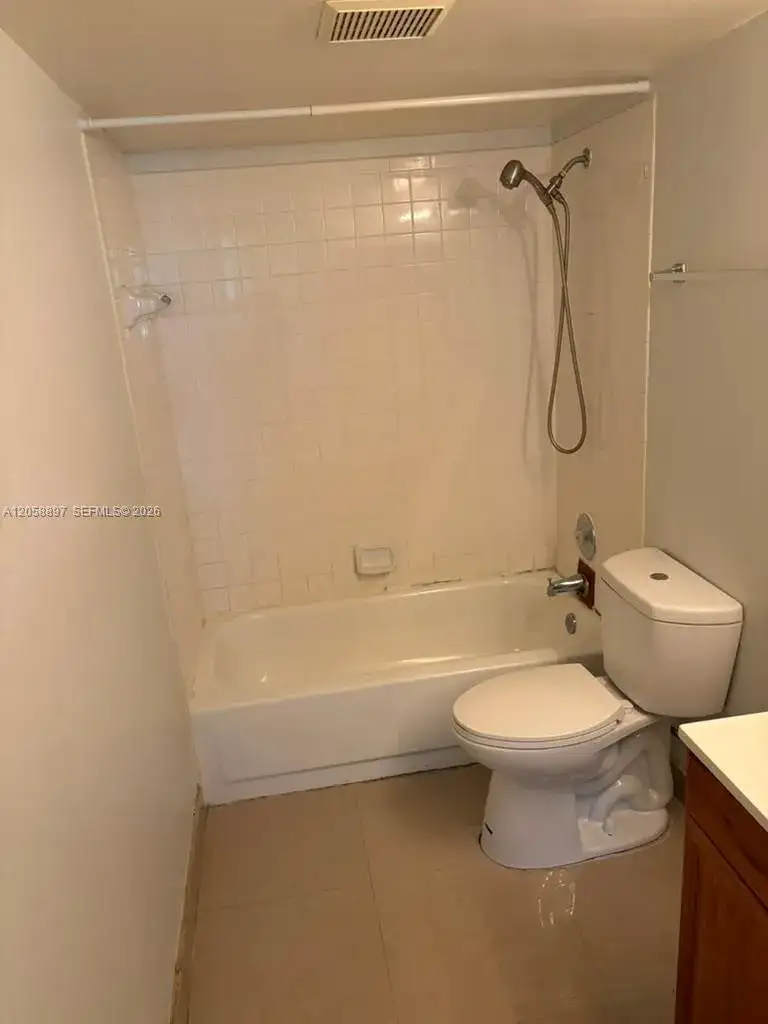 3461 NW 44th St # 102, Oakland Park FL 33309 photo 3