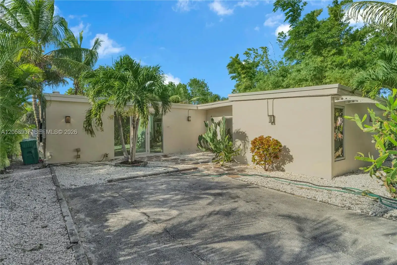 5801 NW 20th St, Margate FL 33063 photo 2