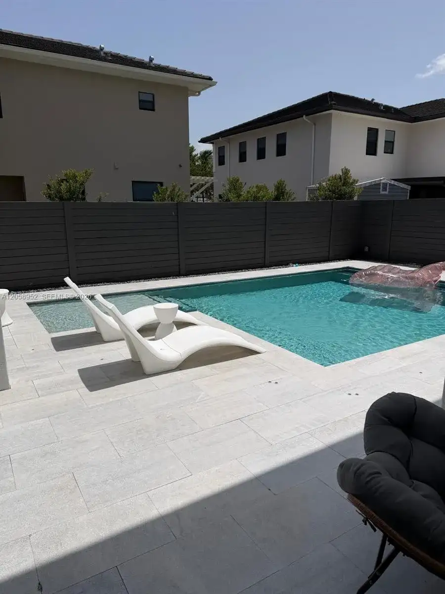 14800 SW 29th Ter, Miami FL 33185 photo 4