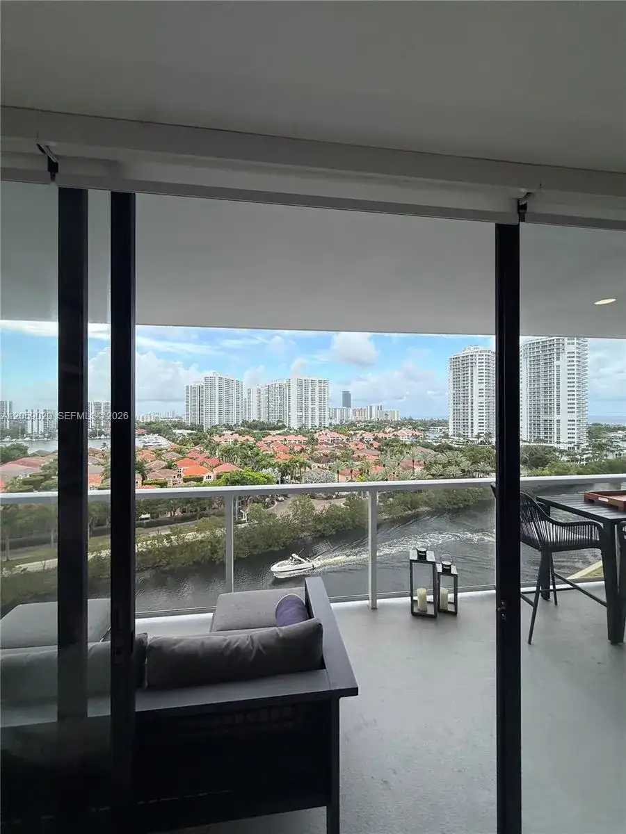 3701 N Country Club Dr # 1209, Aventura FL 33180 photo 5