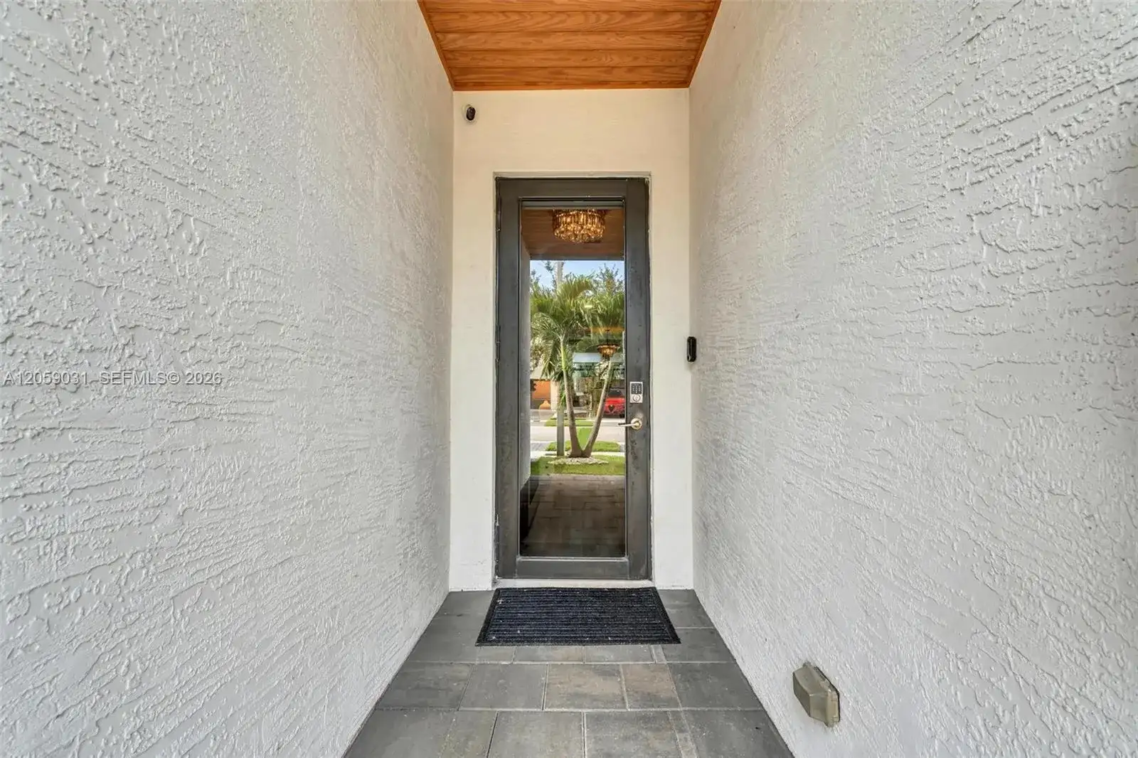 10533 NW 78th Ter, Doral FL 33178 photo 4