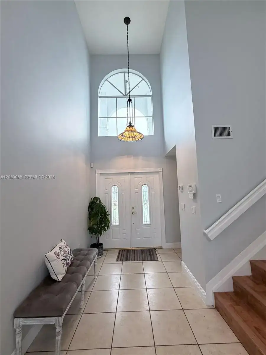 15253 SW 138th Ter, Miami FL 33196 photo 2