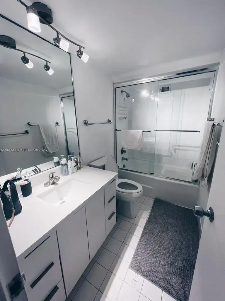 5161 Collins Ave # 1510, Miami Beach FL 33140 photo 3