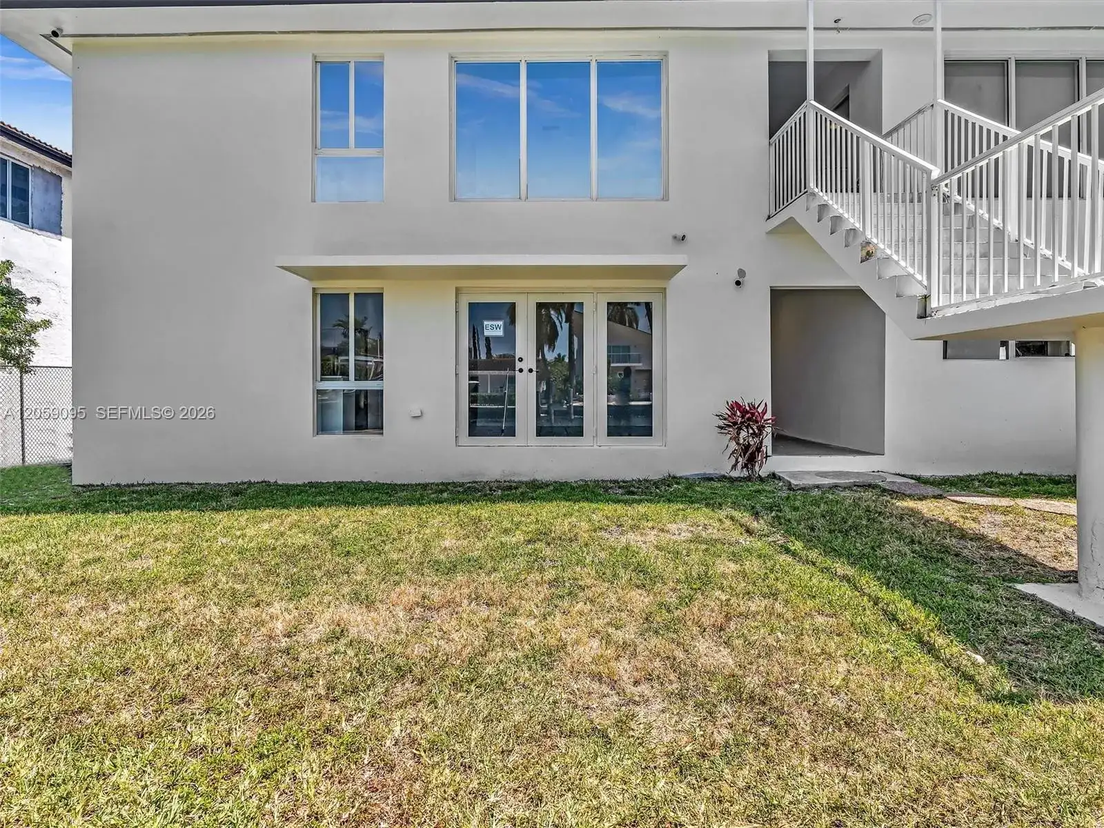 11900 N Bayshore Dr # 207, North Miami FL 33181 photo 5