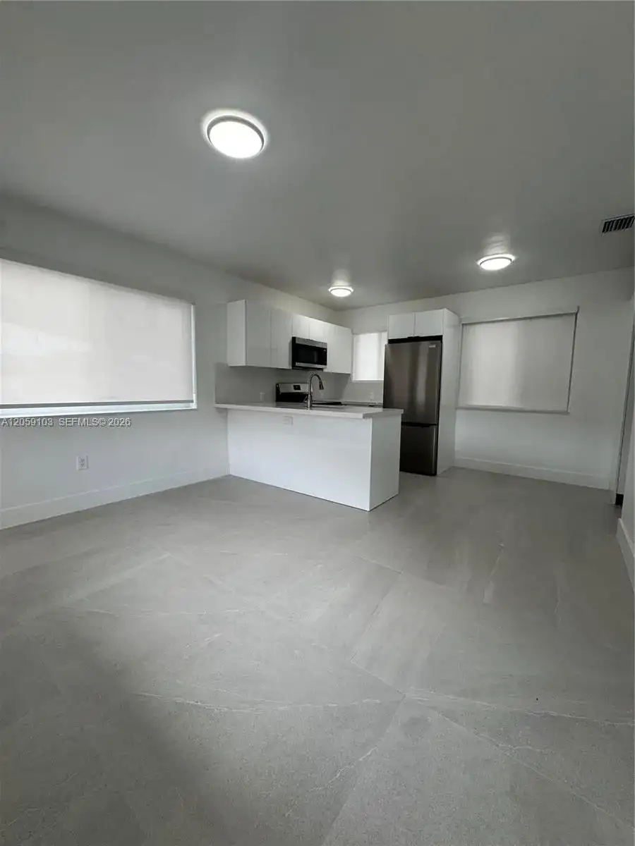 180 W 21st St # 180, Hialeah FL 33010 photo 3