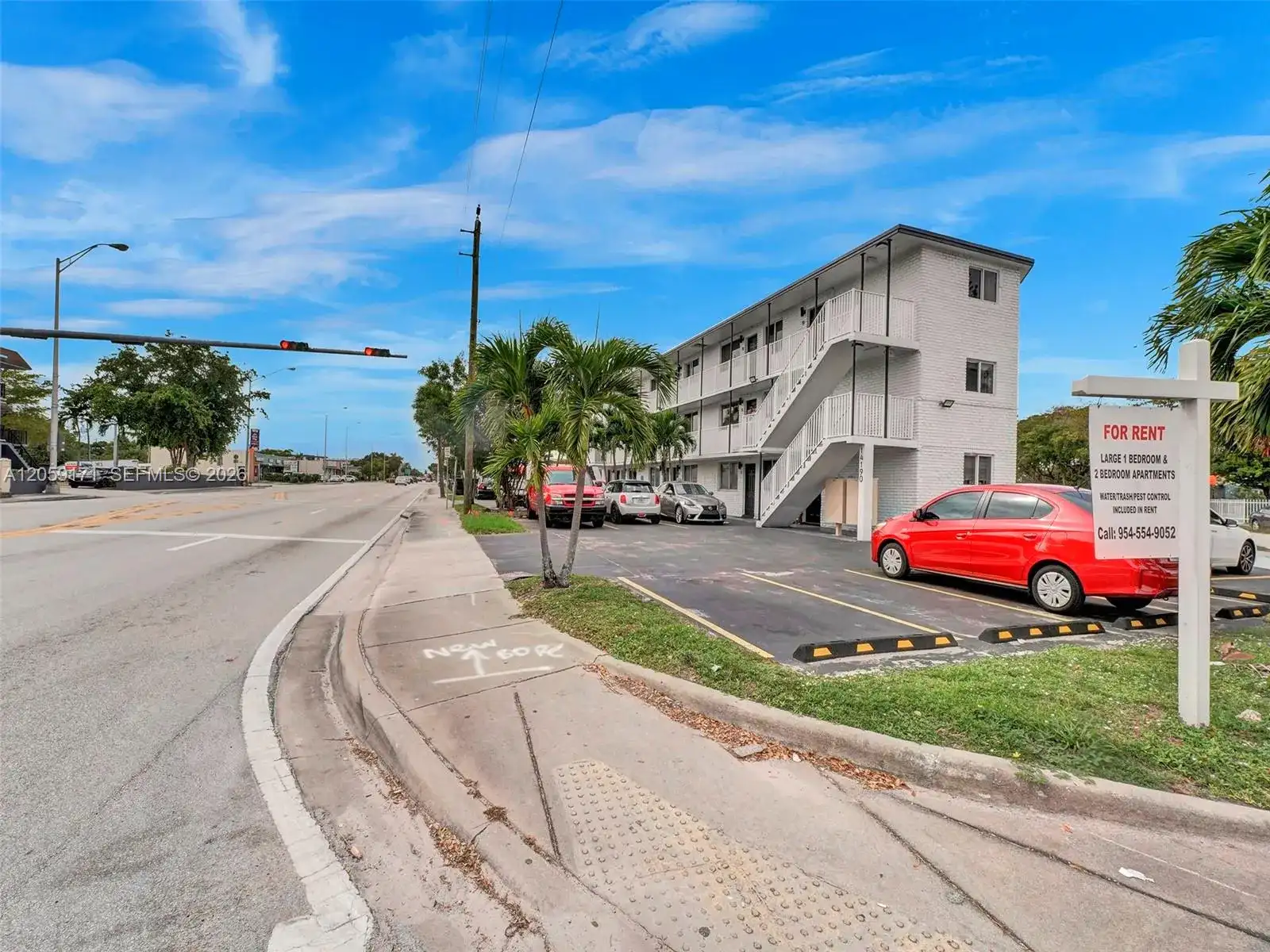 14190 W Dixie Hwy # 1, North Miami FL 33161 photo 2