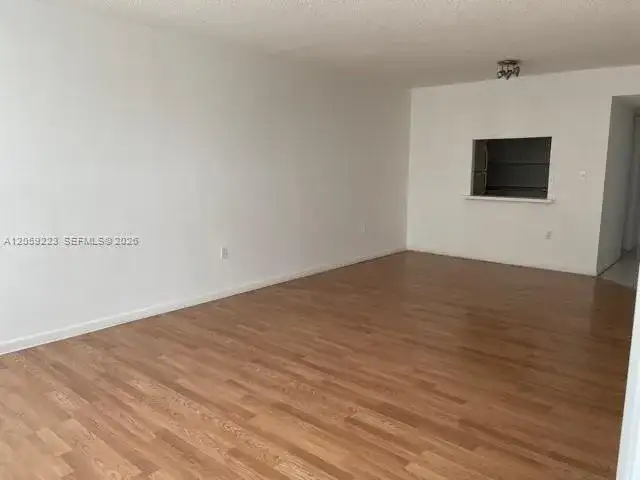 1200 NE Miami Gardens Dr # 702W, Miami FL 33179 photo 3