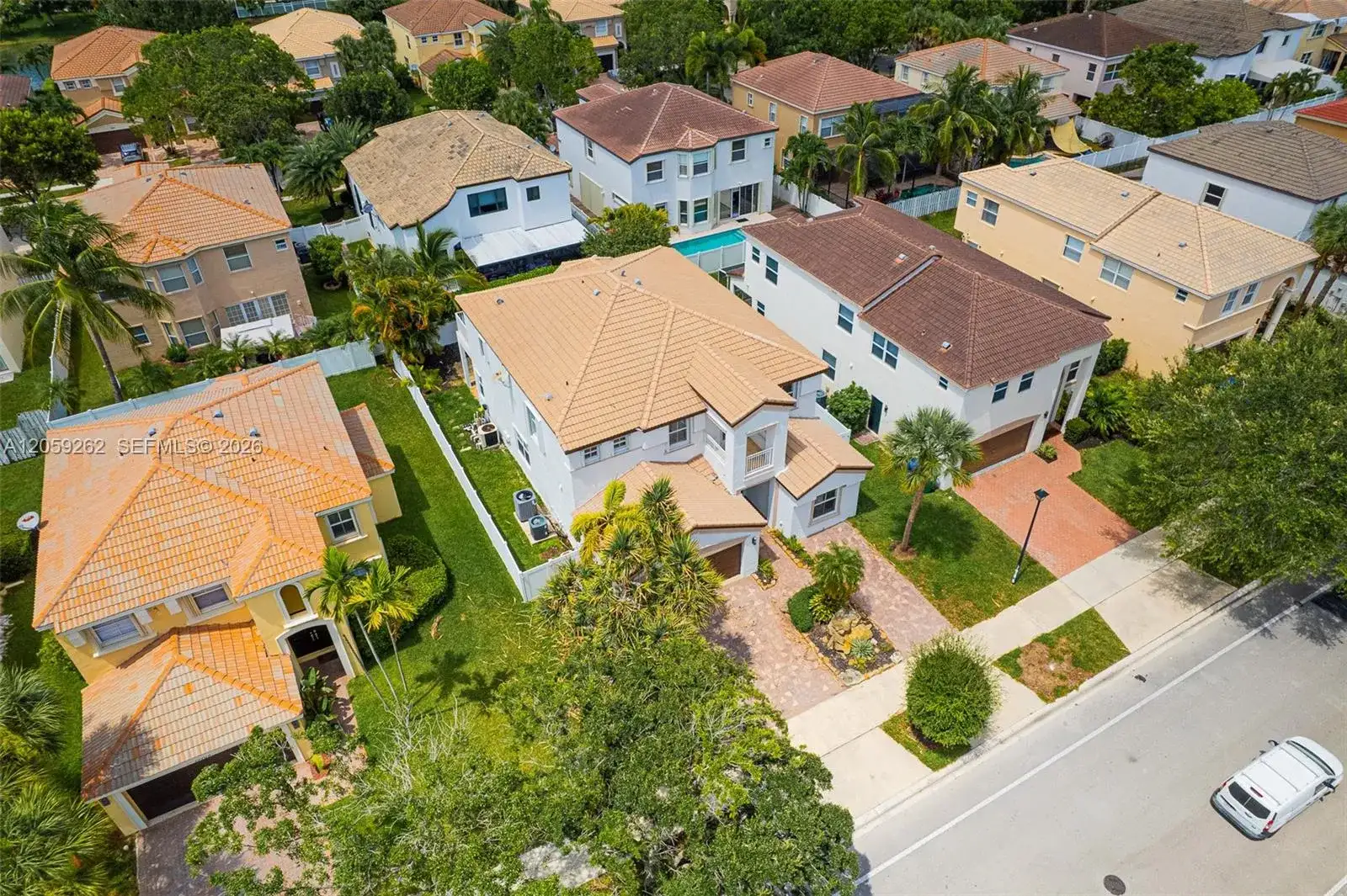 15699 SW 54th Ct, Miramar FL 33027 photo 3