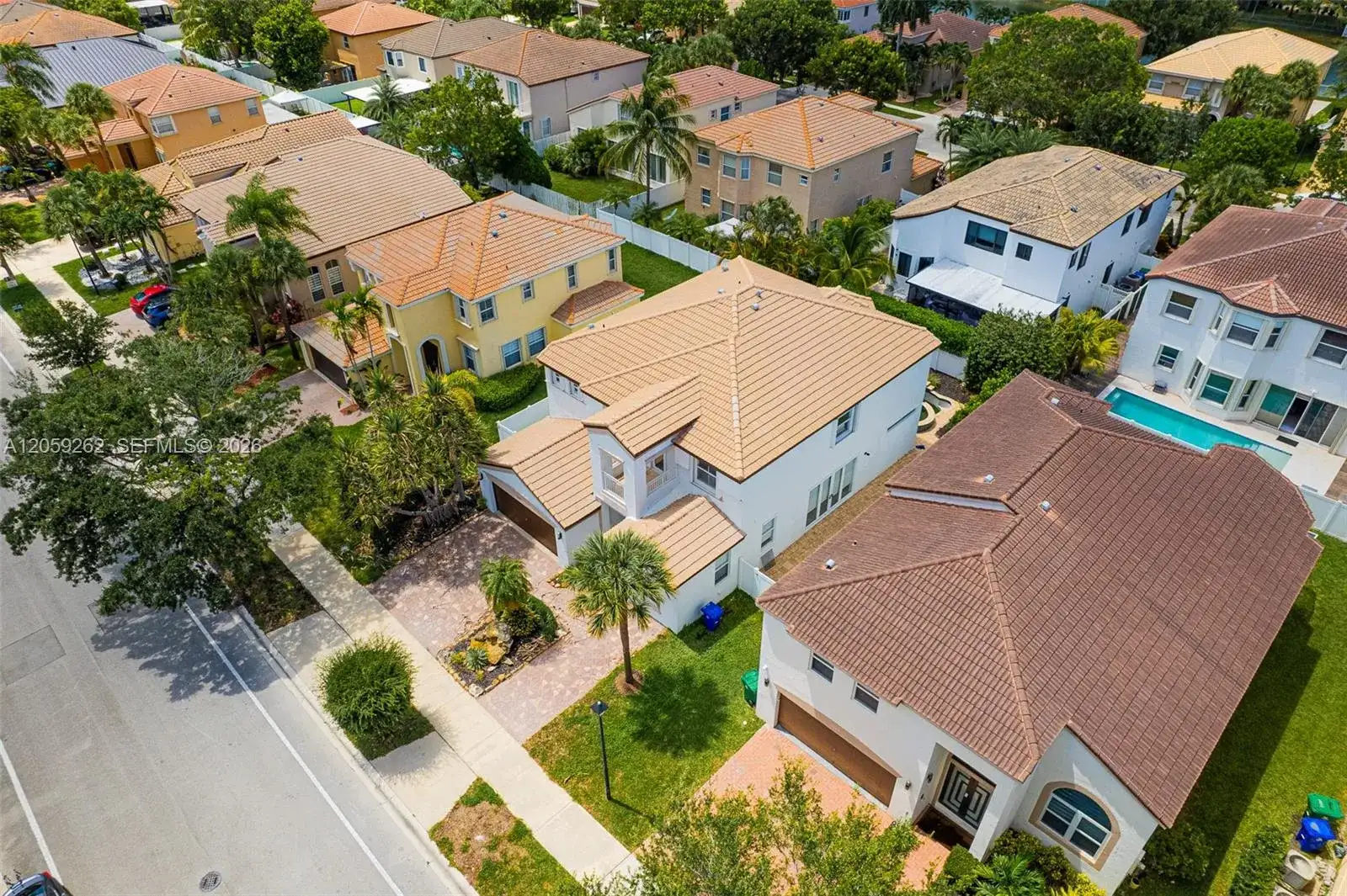 15699 SW 54th Ct, Miramar FL 33027 photo 4
