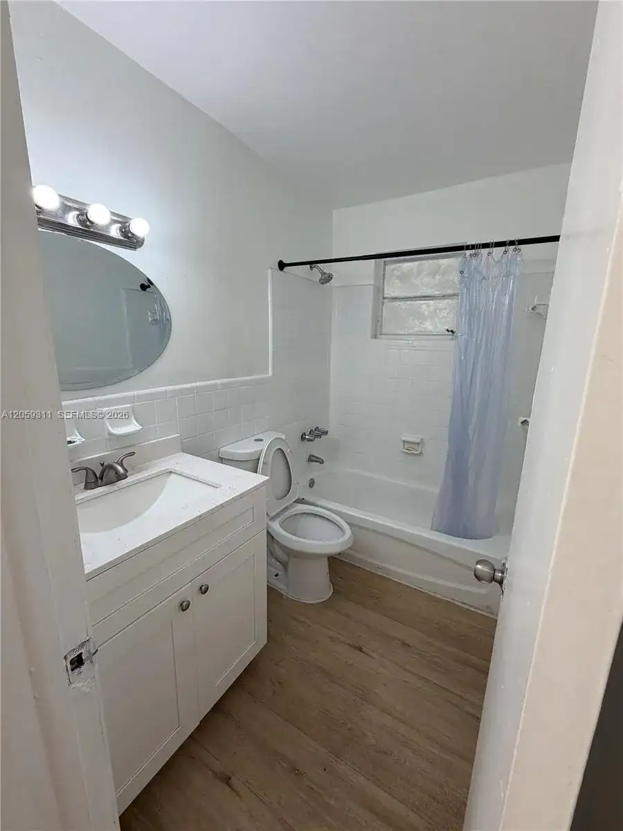 434 SW 6th ST # 6, Miami FL 33130 photo 3