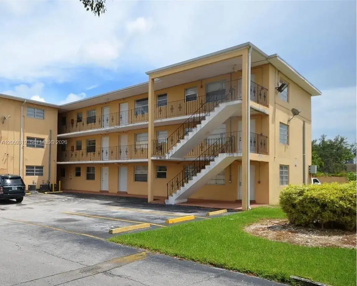 3855 SW 79th Ave # 27, Miami FL 33155 photo 3
