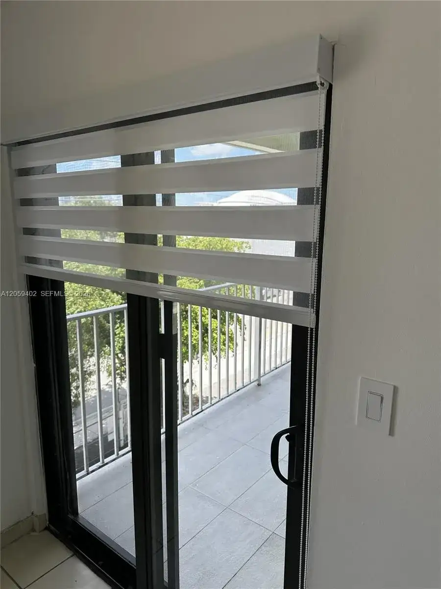 2046 W Flagler St # 409, Miami FL 33135 photo 4