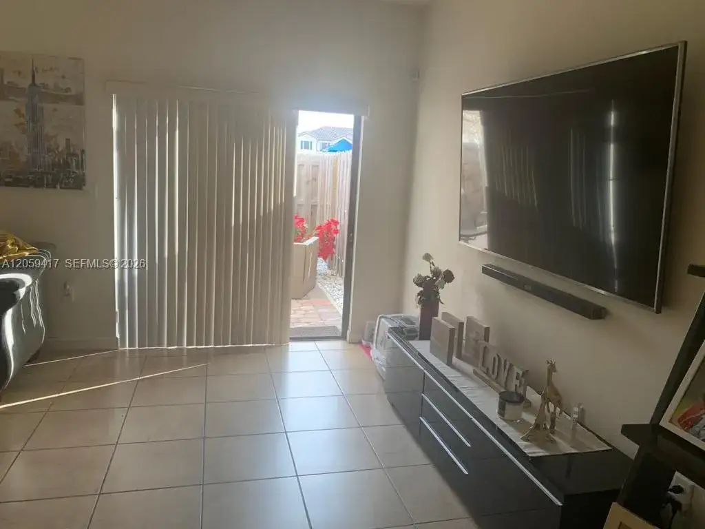 15050 SW 116th St, Miami FL 33196 photo 4