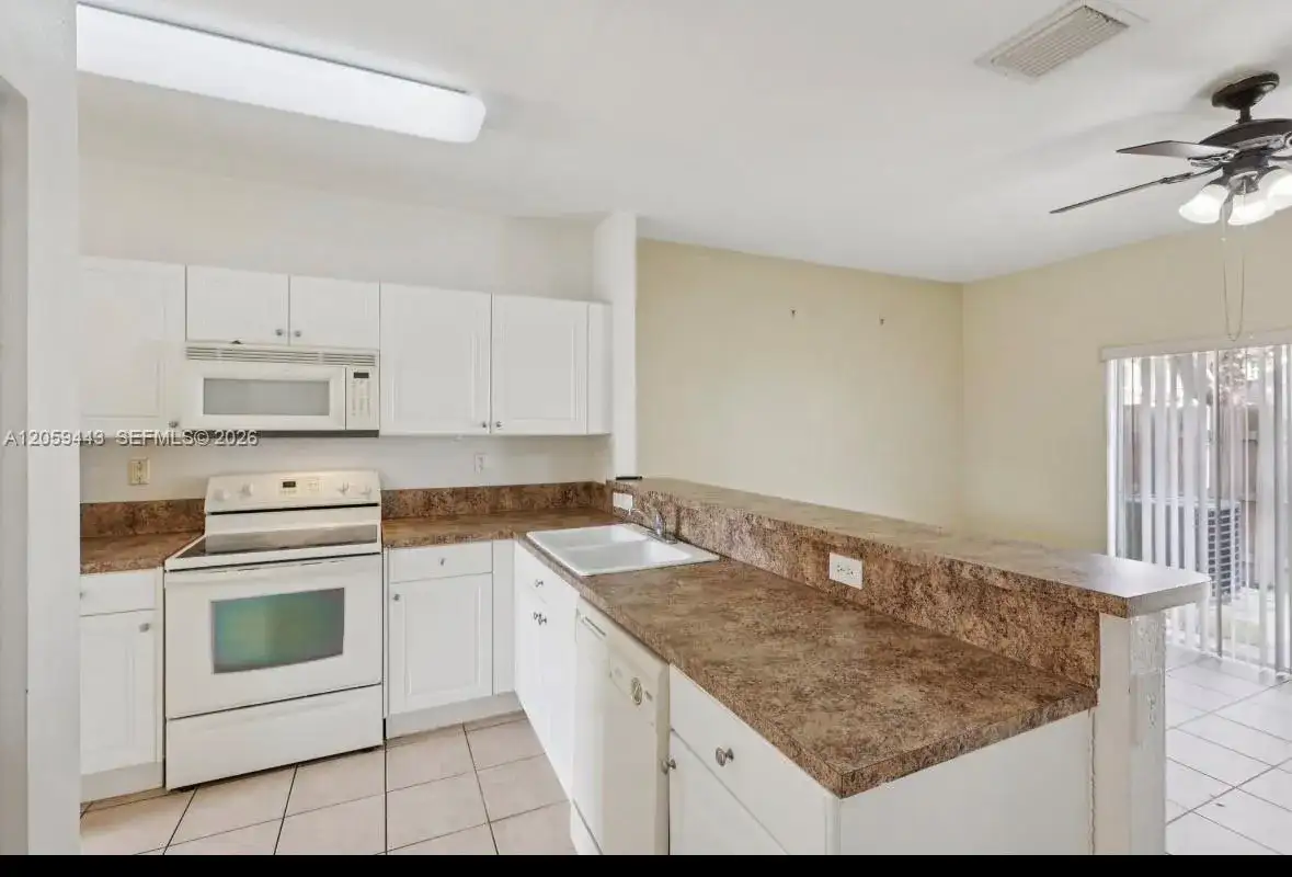 1650 NE 33rd Rd # 10, Homestead FL 33033 photo 5