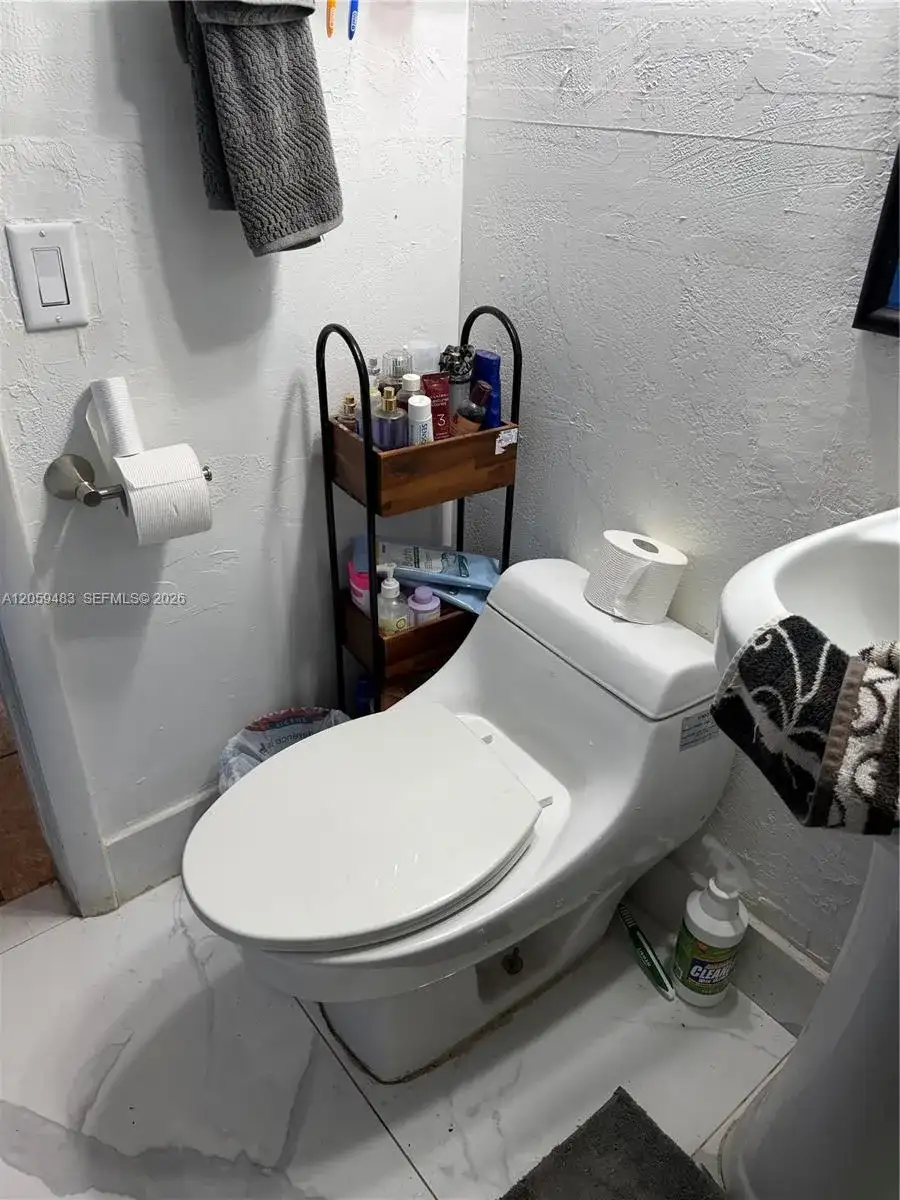 132 NW 132 st, Miami FL 33167 photo 4