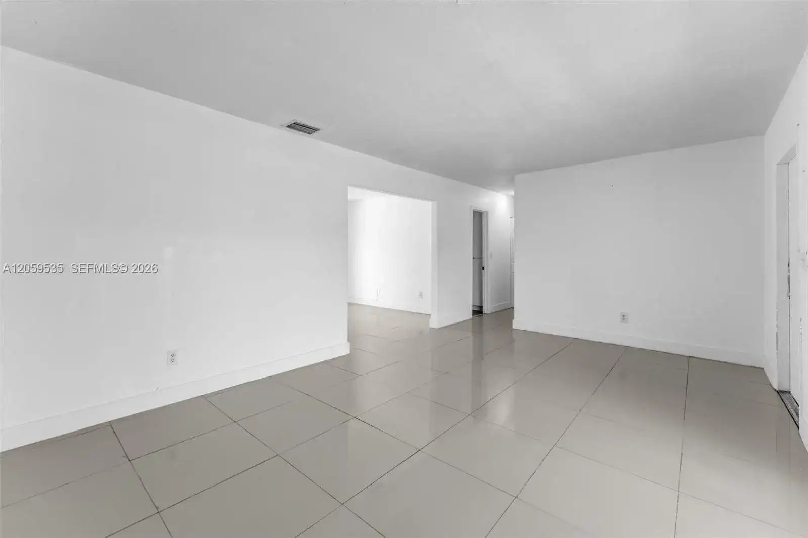15543 SW 107th Ct, Miami FL 33157 photo 4