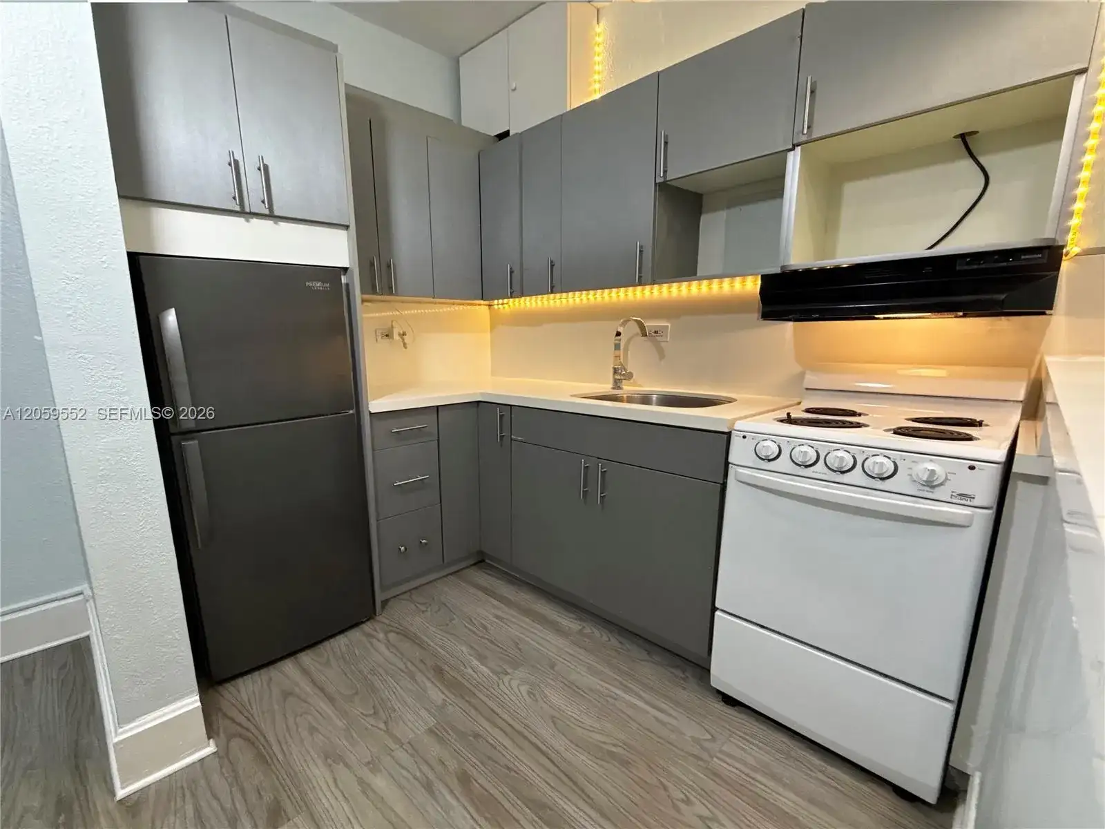 124 Mendoza Ave # 3, Coral Gables FL 33134 photo 5